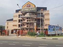 Jevinik Restaurant PH 33