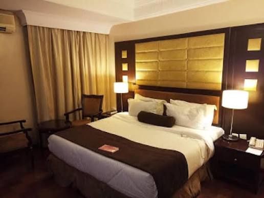 Owu Crown Hotel