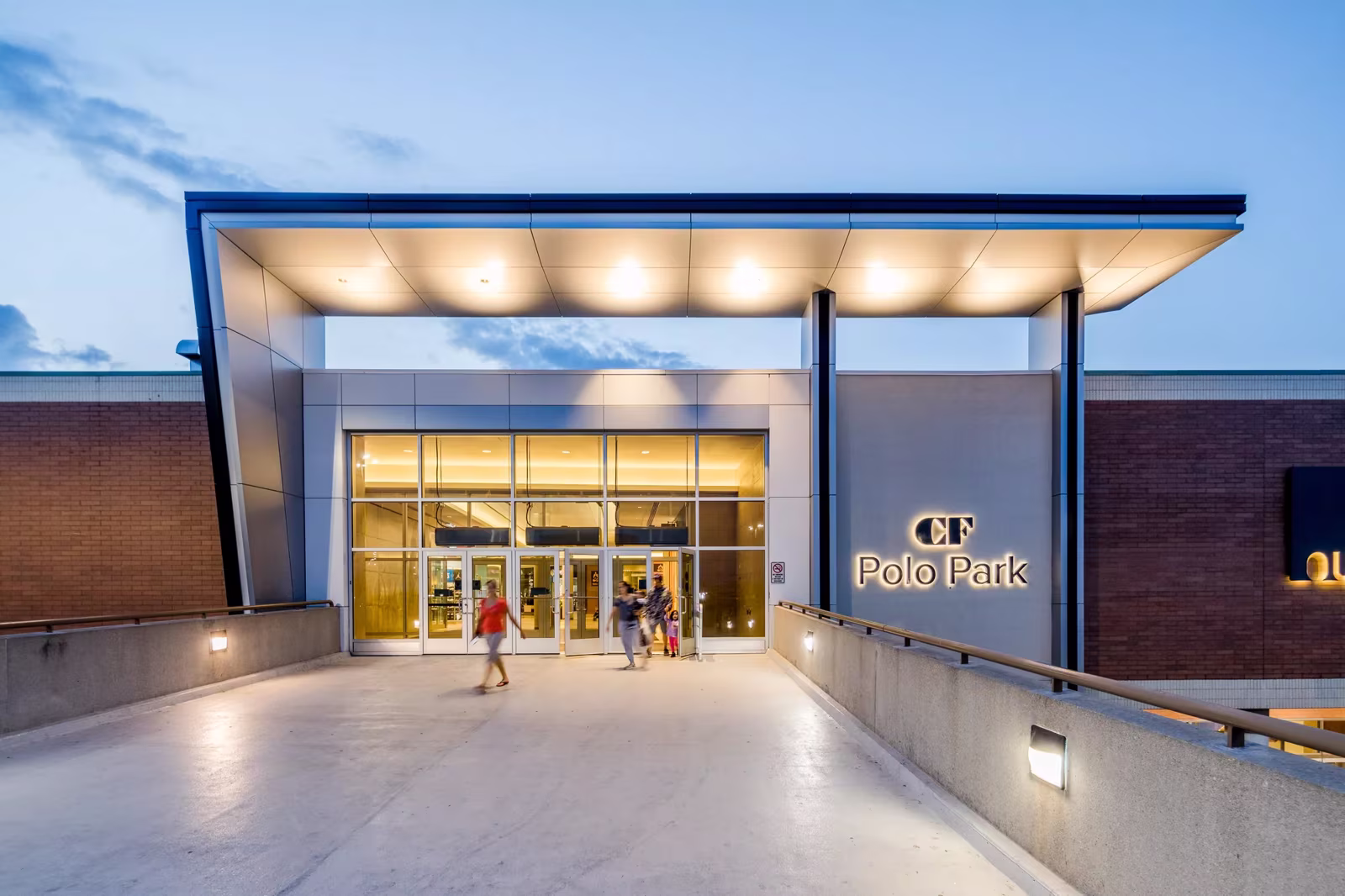 Polo Park Mall