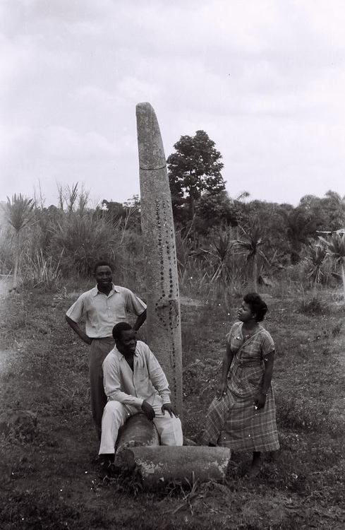 Opa Oranmiyan Staff