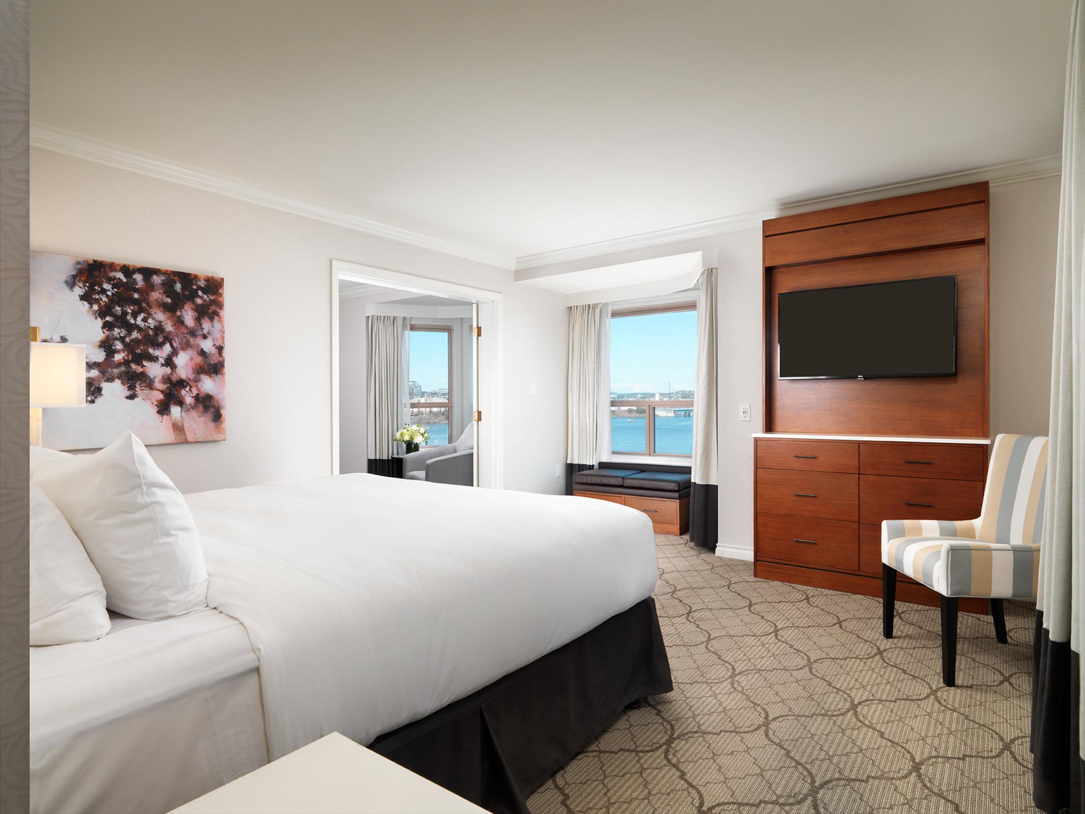 Victoria Island Harbour Suites
